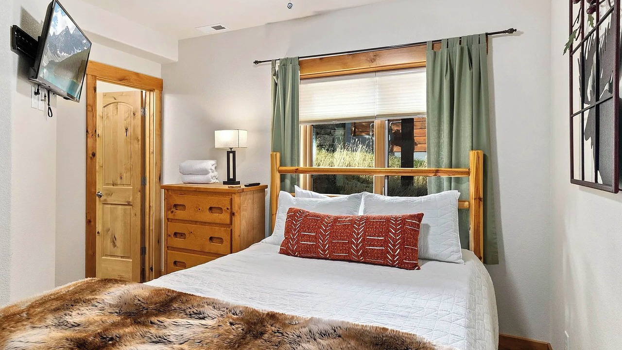 Photo of Bedroom in Estes Park