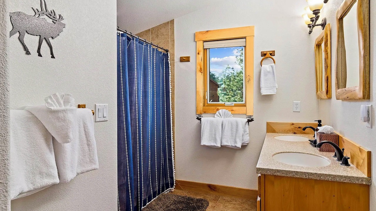 Photo of Bathroom in Estes Park
