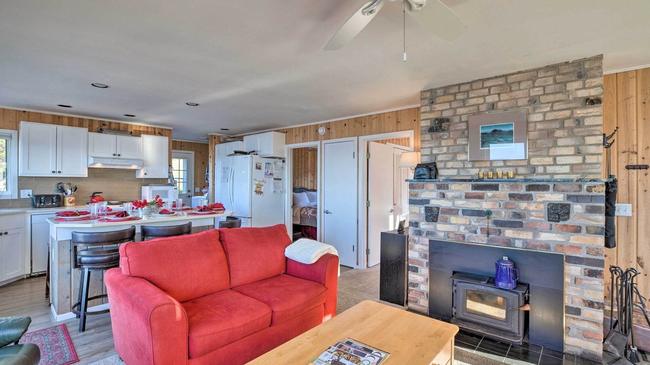 Photo of Livingroom in Oceanside