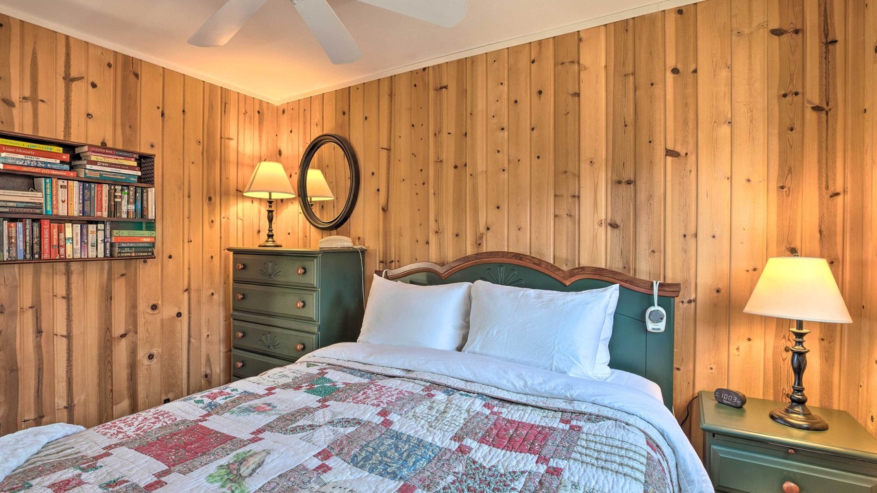 Photo of Bedroom in Oceanside