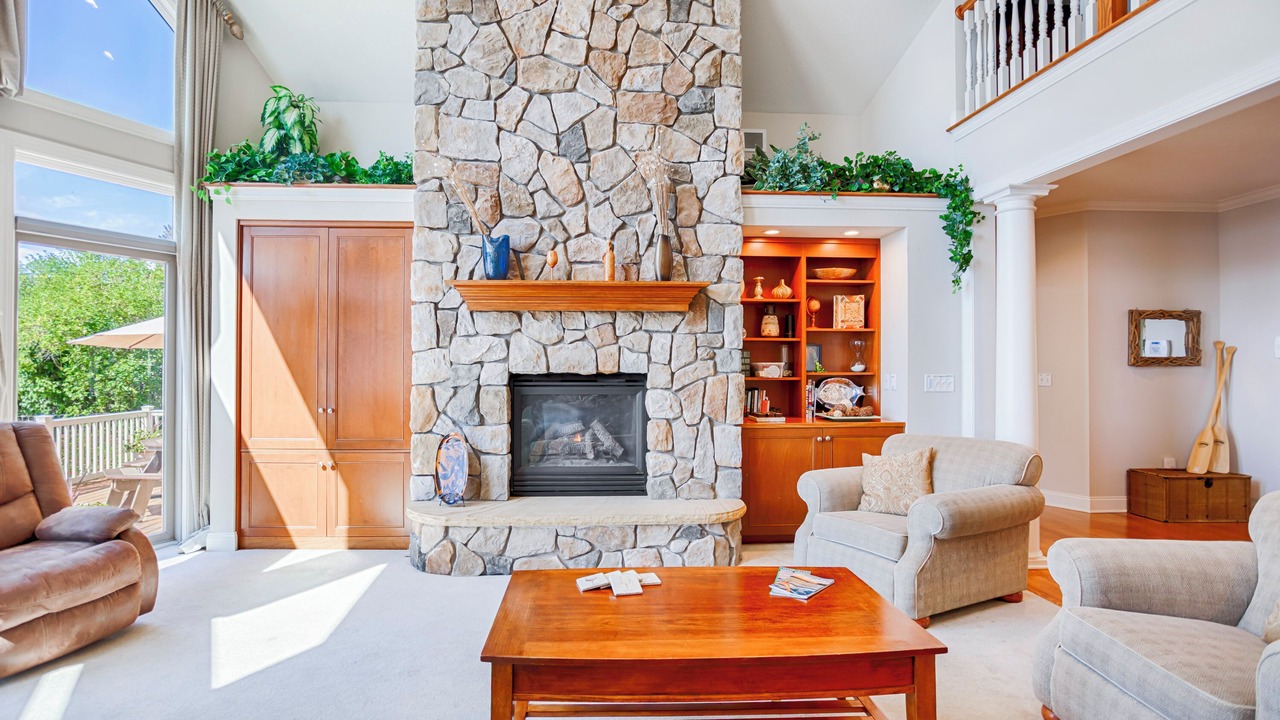 Photo of Livingroom in Town of Varick