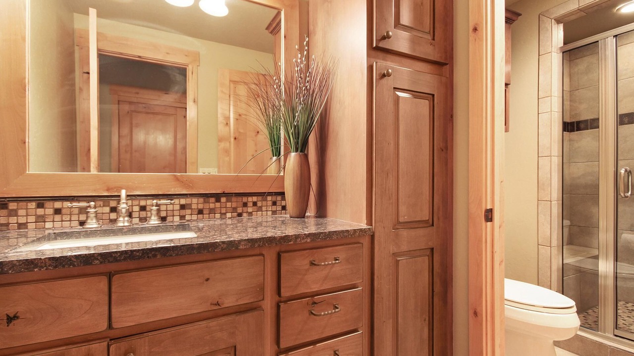 Photo of Bathroom in Copper Mountain Village