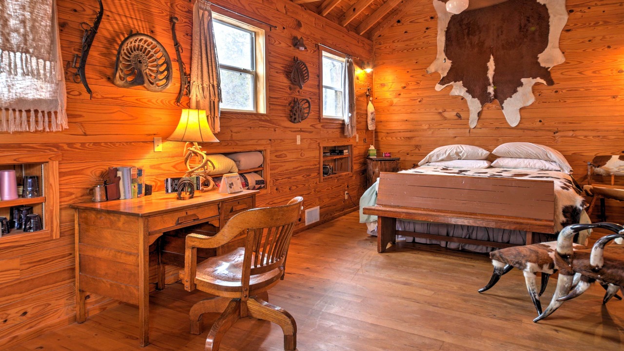 Photo of Bedroom in Fredericksburg