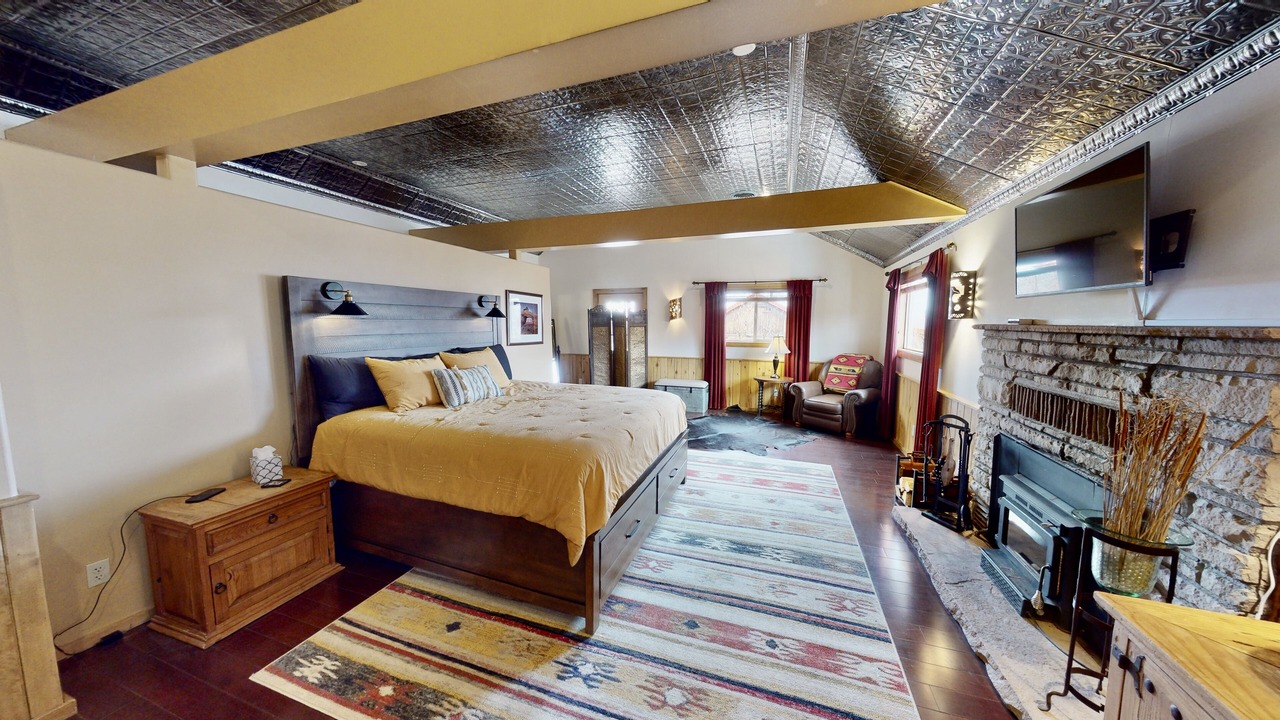 Photo of Bedroom in Spanish Valley