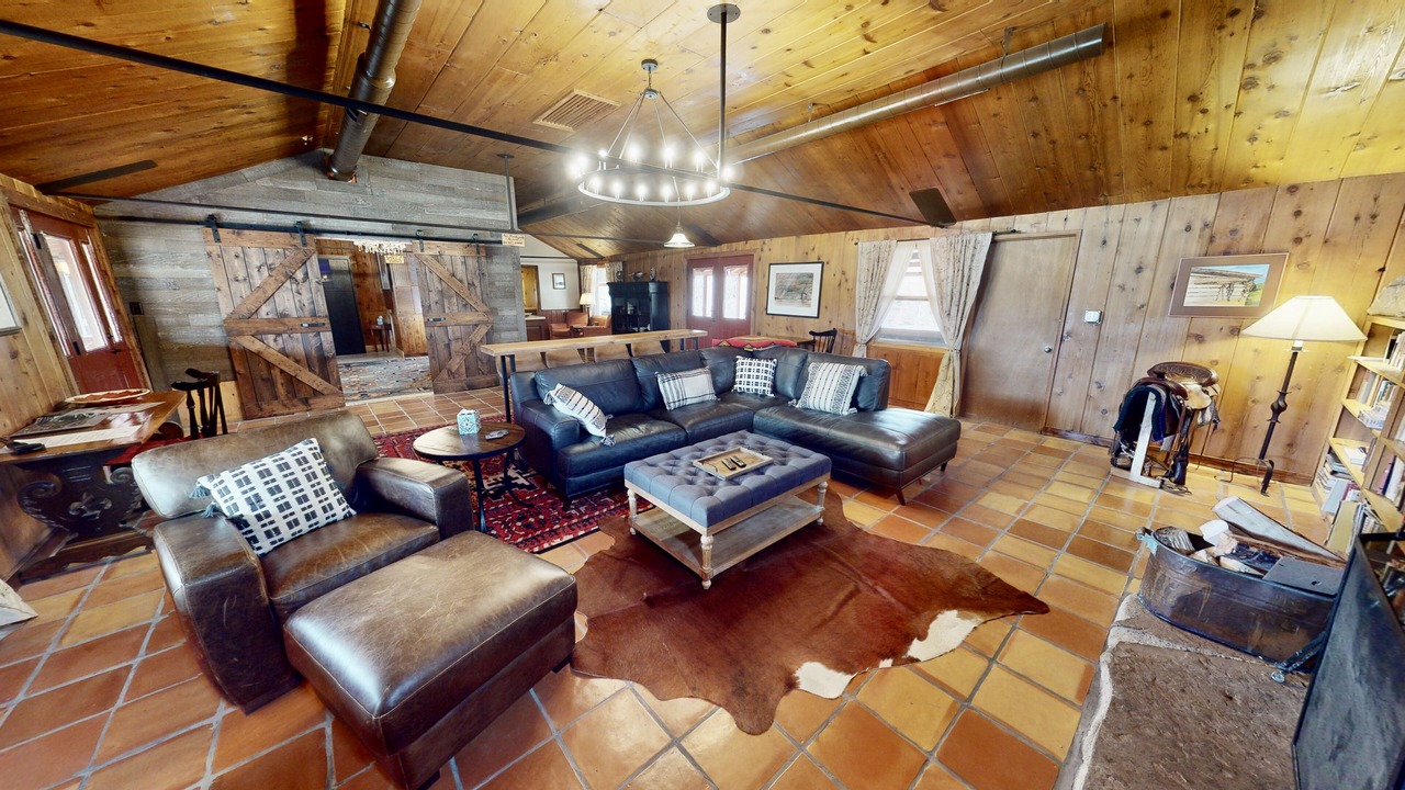 Photo of Livingroom in Spanish Valley