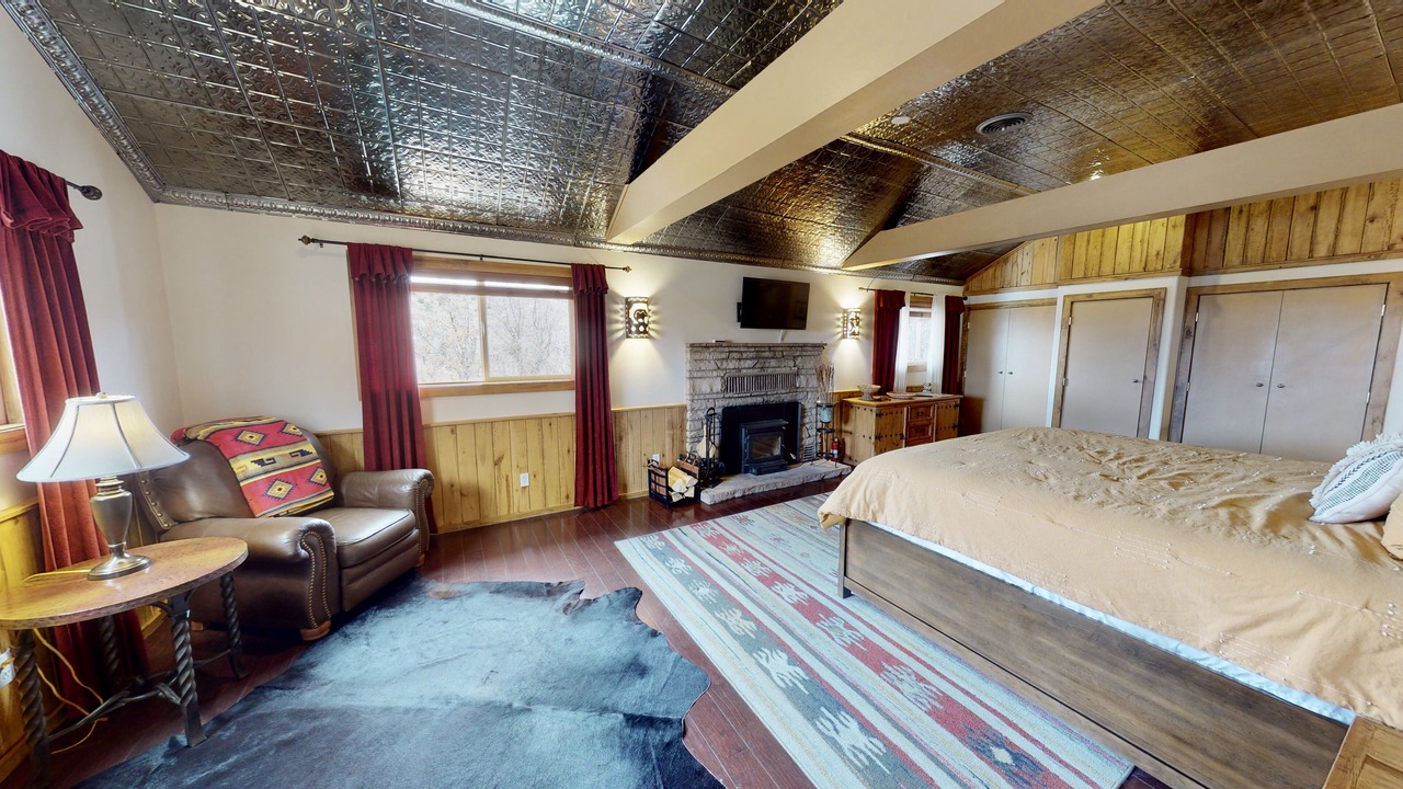 Photo of Bedroom in Spanish Valley