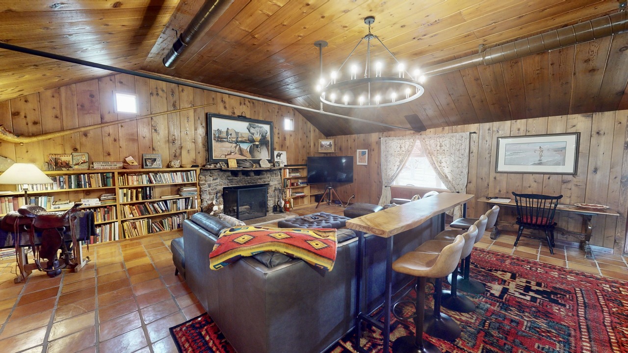 Photo of Livingroom in Spanish Valley