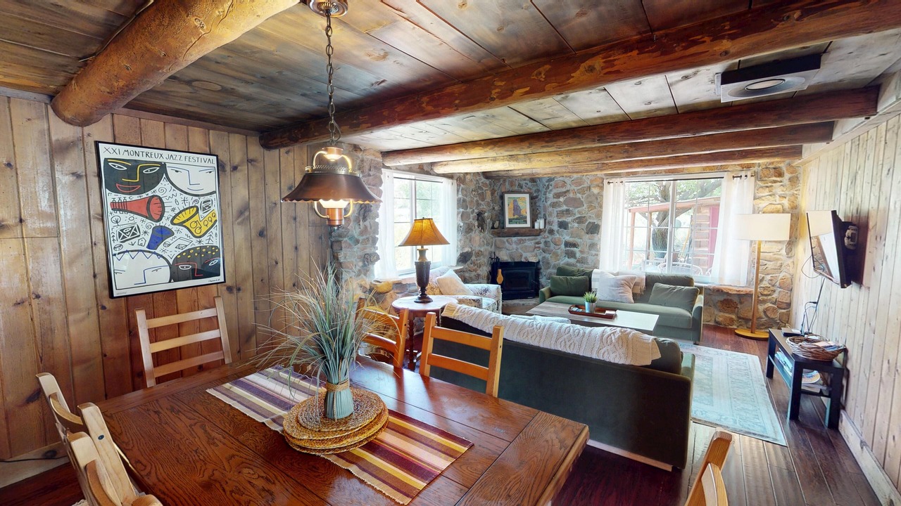 Photo of Livingroom in Spanish Valley