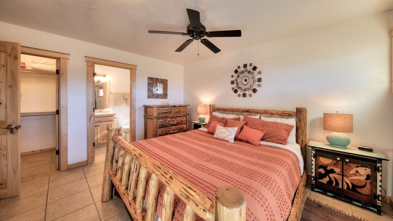 Photo of Bedroom in Spanish Valley