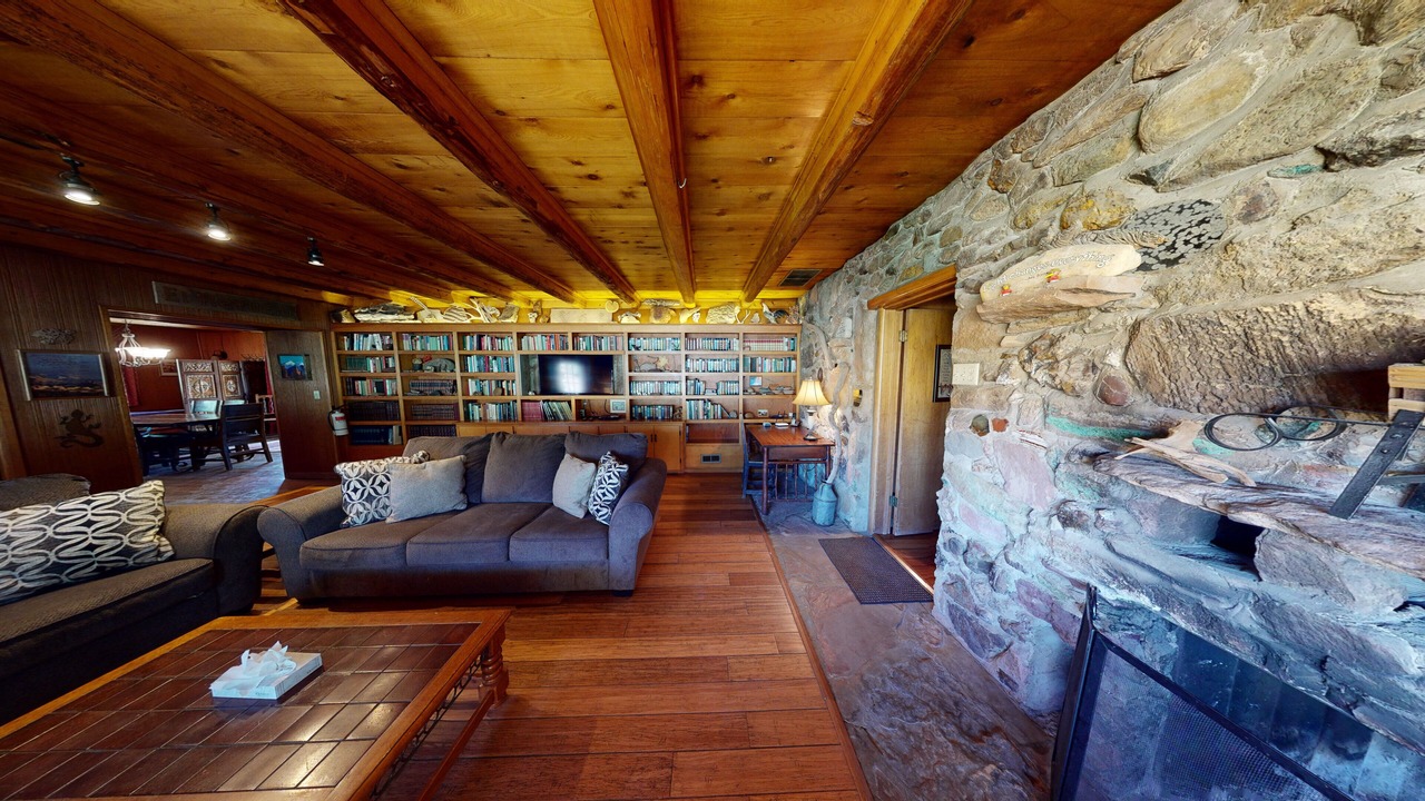 Photo of Livingroom in Spanish Valley