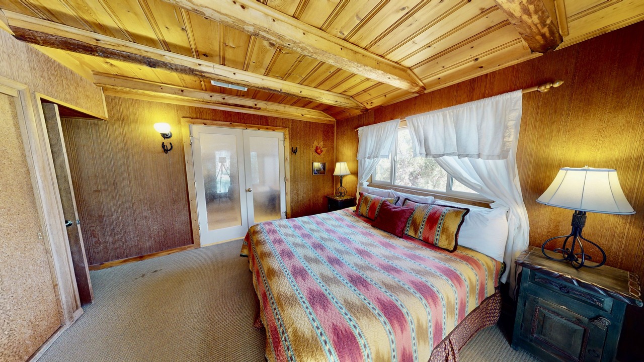 Photo of Bedroom in Spanish Valley