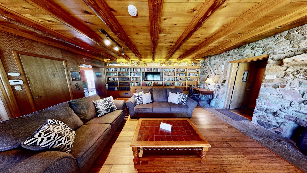 Photo of Livingroom in Spanish Valley