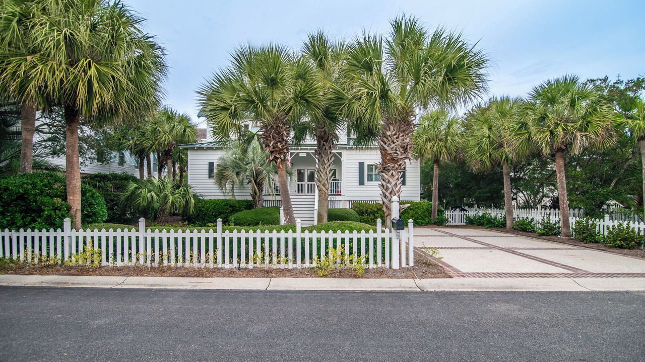 Photo of Outdoor in Debordieu Colony