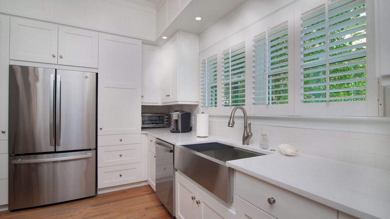 Photo of Kitchen in Debordieu Colony