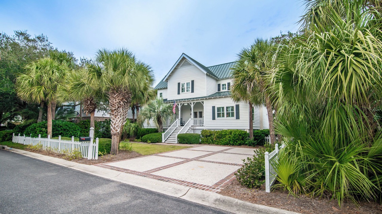 Photo of Outdoor in Debordieu Colony