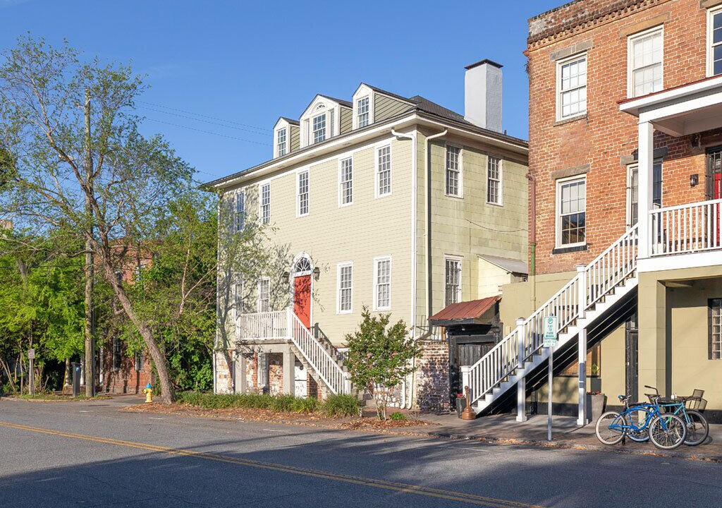 Photo of Others in Historic District - North
