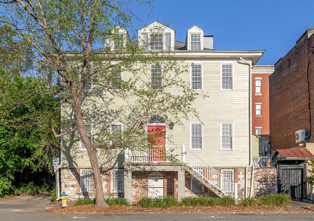 Photo of Outdoor in Historic District - North