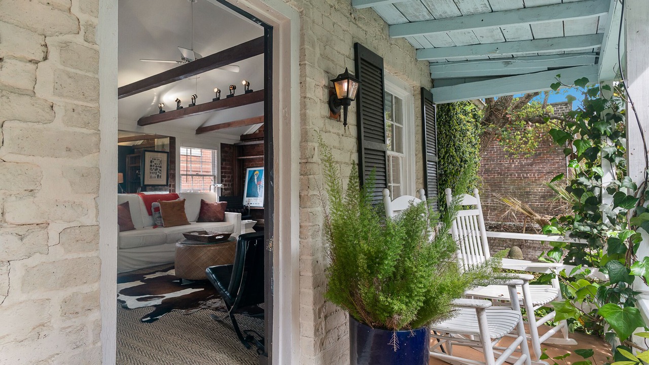 Photo of Patio Balcony in Historic Downtown Savannah