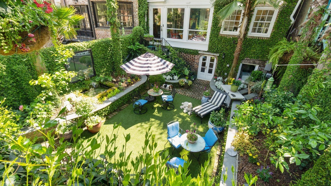 Photo of Outdoor in Historic Downtown Savannah