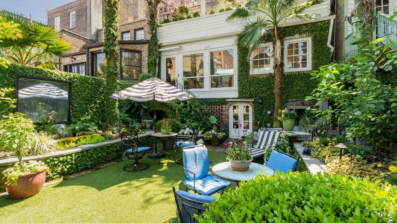 Photo of Outdoor in Historic Downtown Savannah