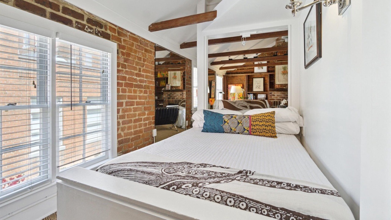 Photo of Bedroom in Historic Downtown Savannah