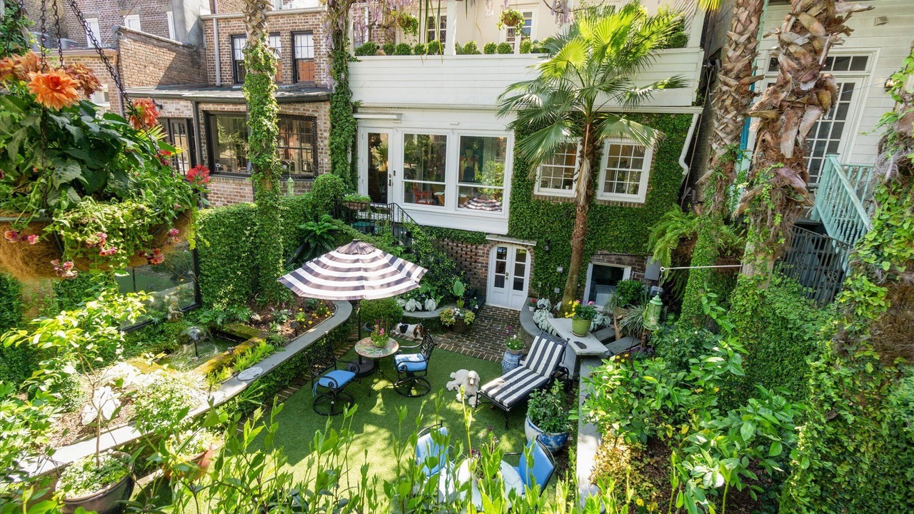 Photo of Outdoor in Historic Downtown Savannah