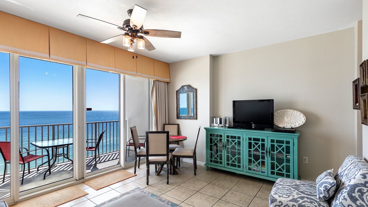 Photo of Livingroom in Ono Island