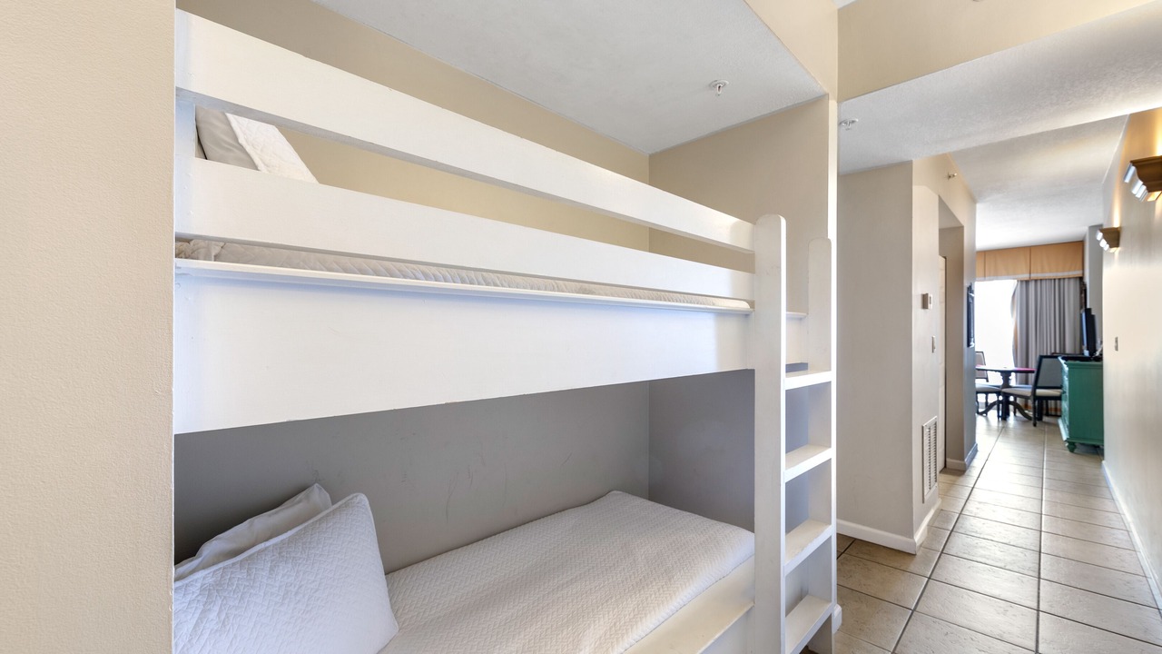 Photo of Bedroom in Ono Island