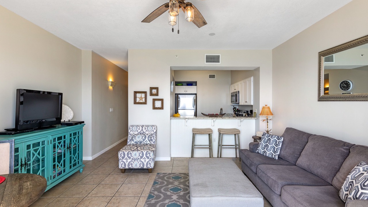 Photo of Livingroom in Ono Island