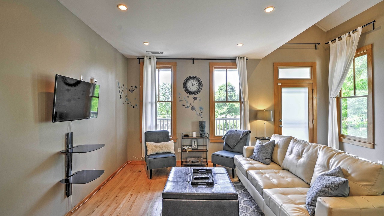 Photo of Others in Cabbagetown