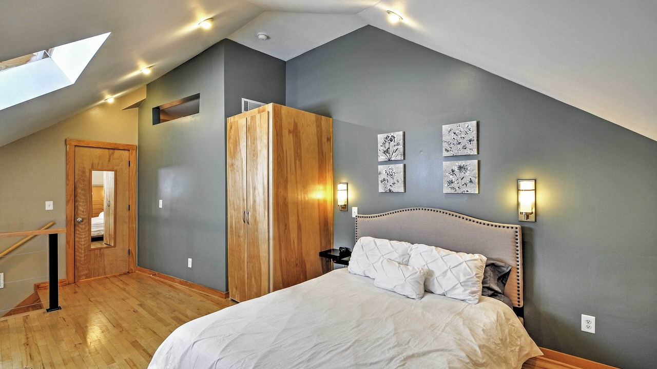 Photo of Others in Cabbagetown