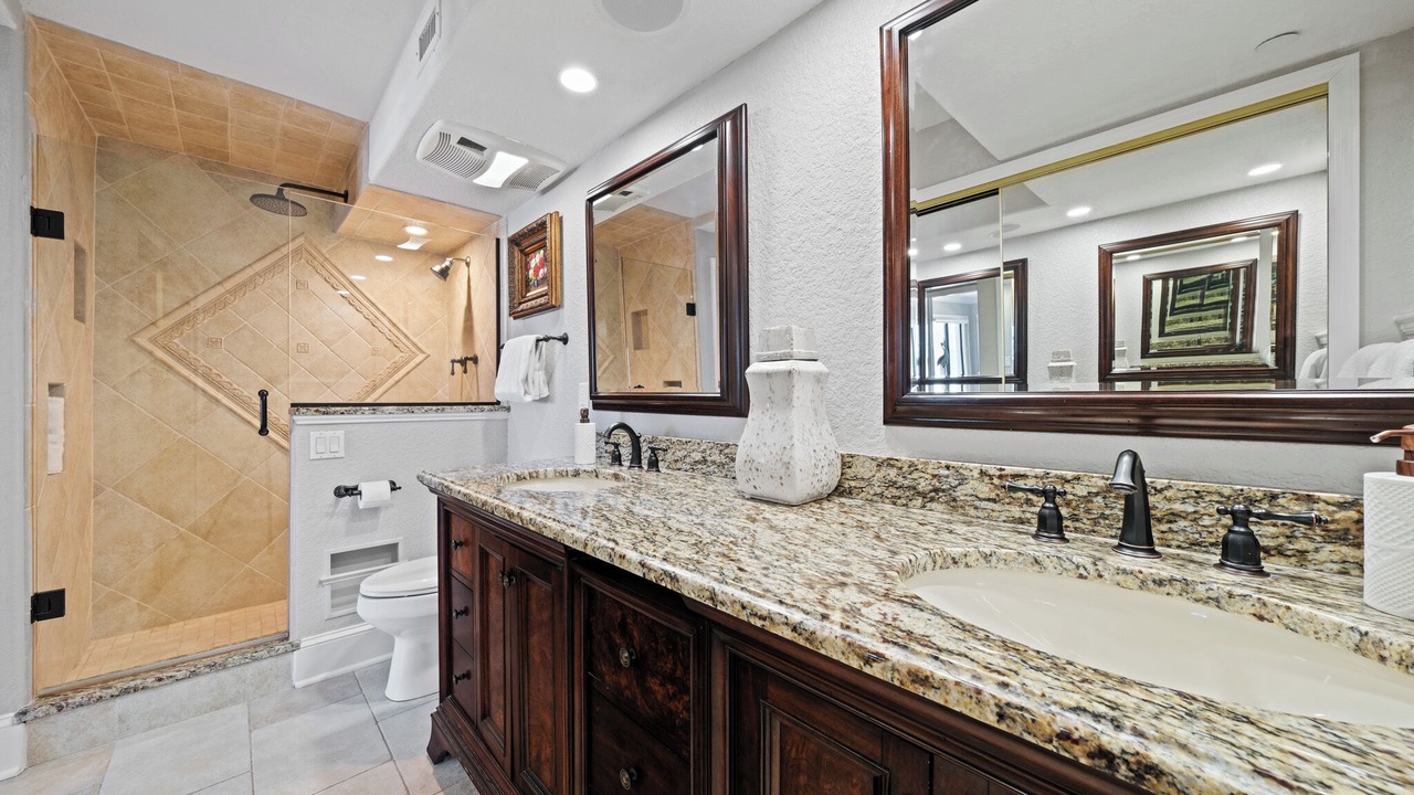 Photo of Bathroom in New Smyrna Beach