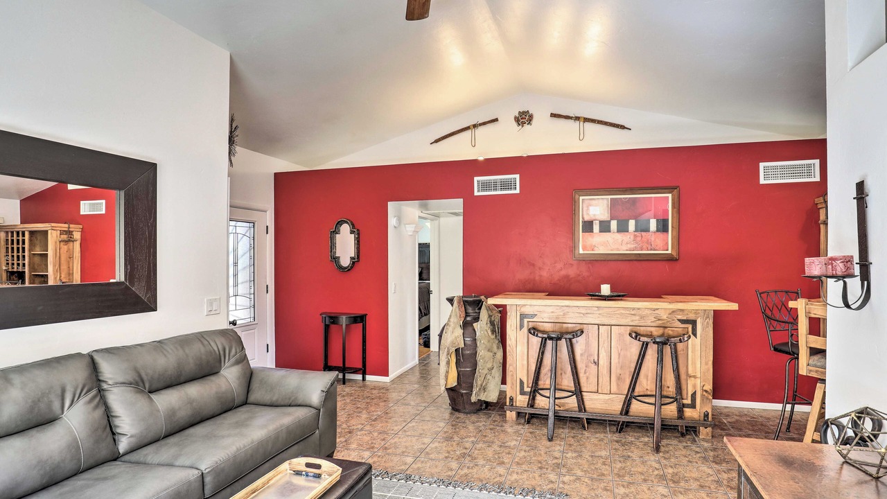 Photo of Livingroom in Coyote Corridor