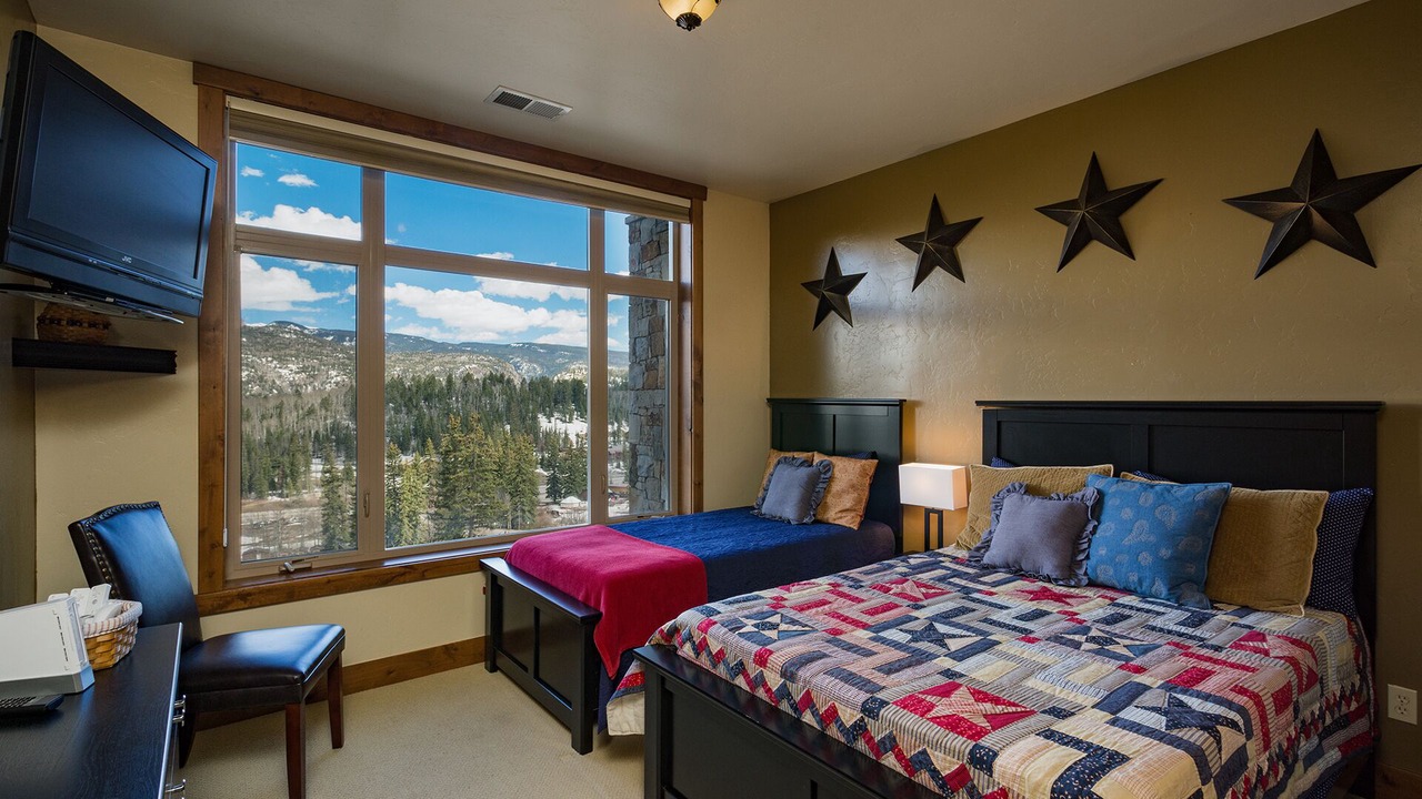 Photo of Bedroom in Purgatory