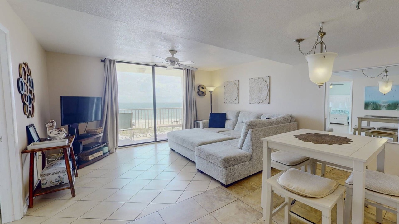 Photo of Bedroom in Madeira Beach