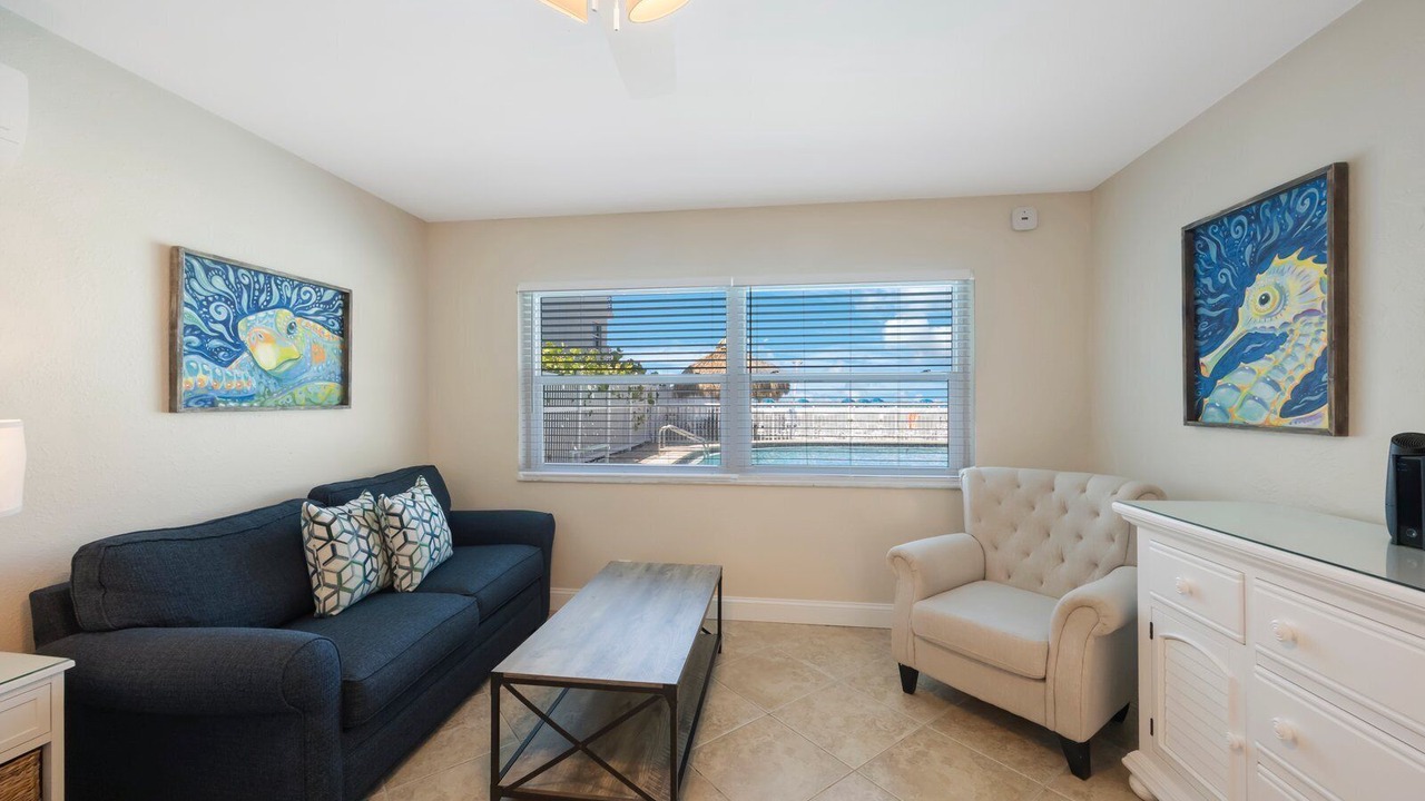 Photo of Livingroom in Madeira Beach