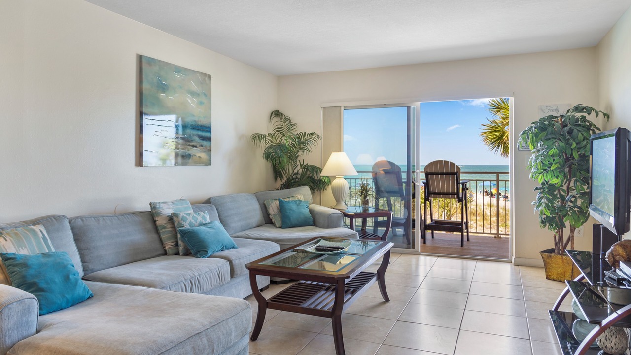 Photo of Bedroom in Madeira Beach