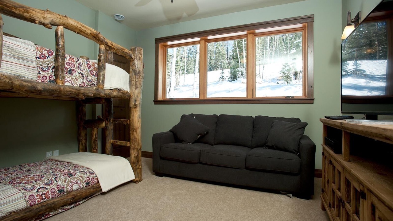 Photo of Bedroom in Purgatory