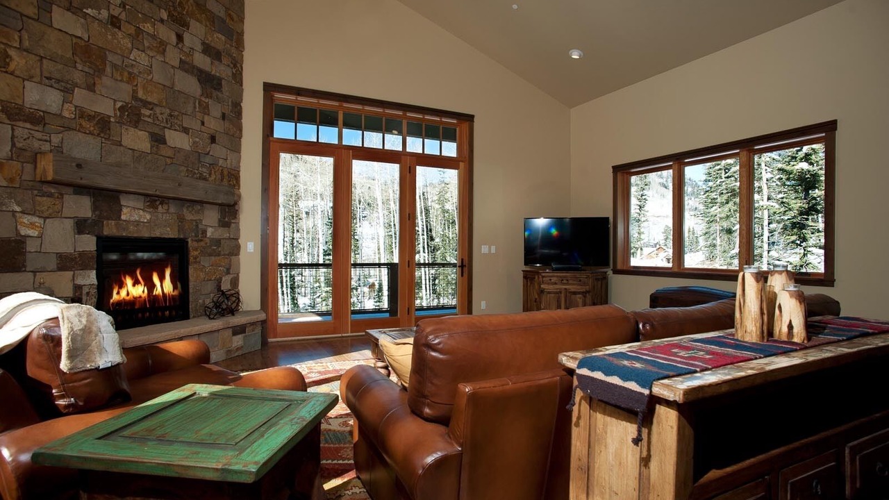 Photo of Livingroom in Purgatory