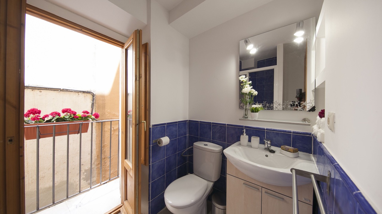 Photo of Bathroom in Old Town