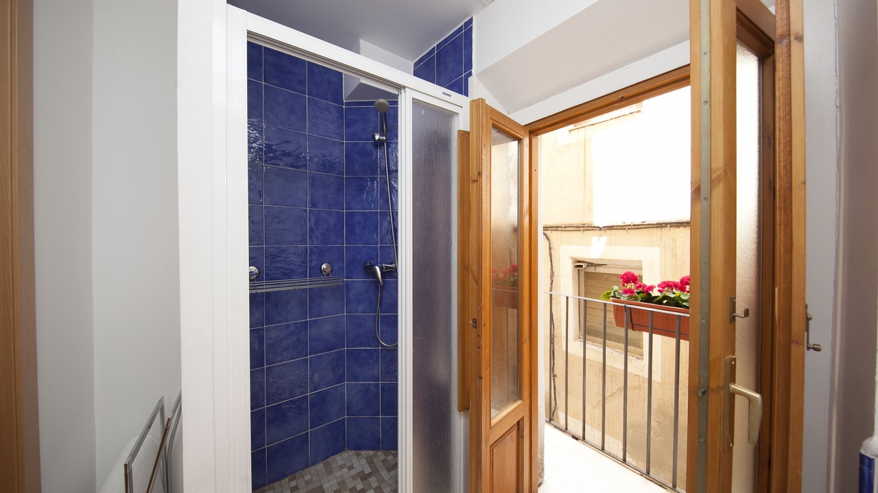 Photo of Bathroom in Old Town