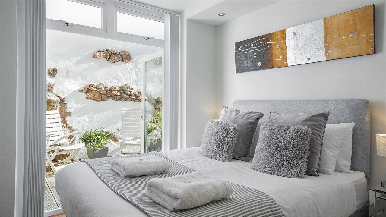 Photo of Others in Torquay City Centre