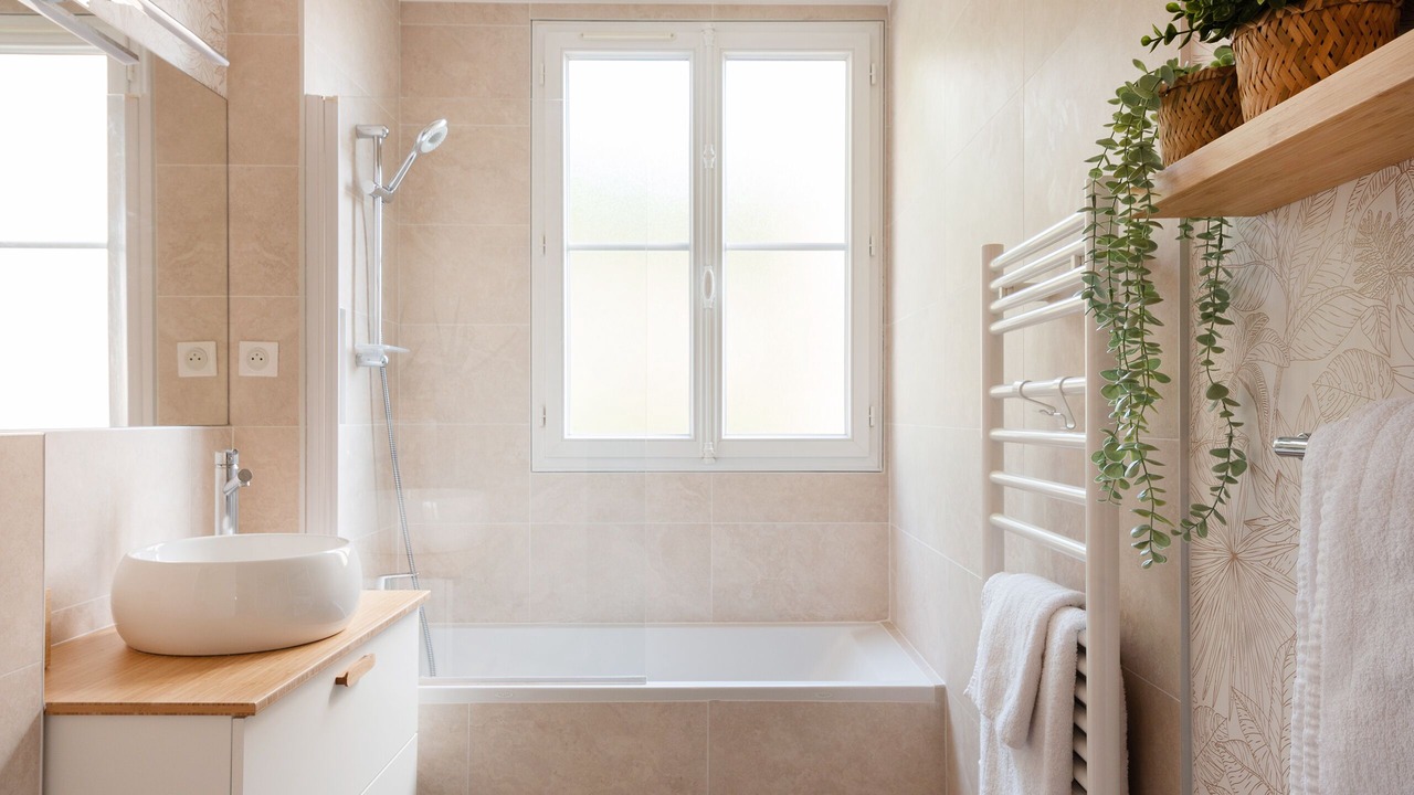 Photo of Bathroom in 4th Arrondissement