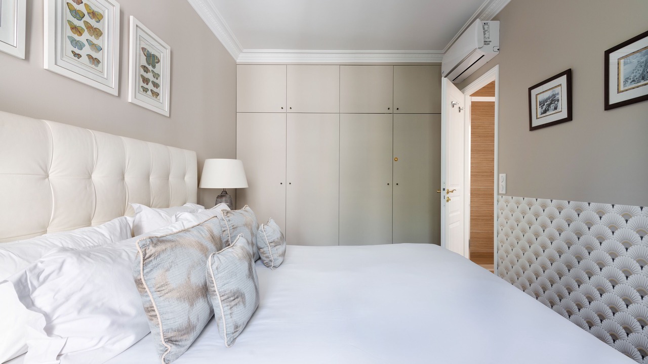 Photo of Bedroom in 4th Arrondissement