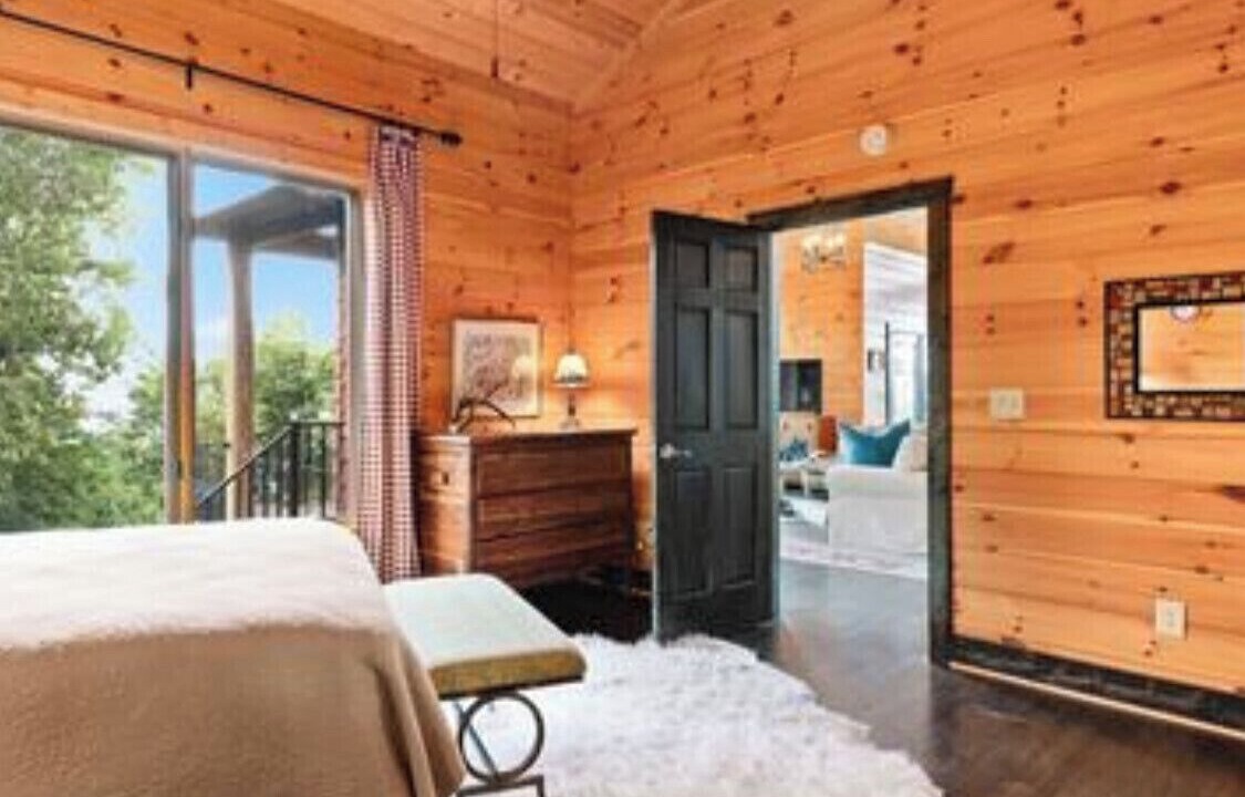 Photo of Bedroom in Lynn