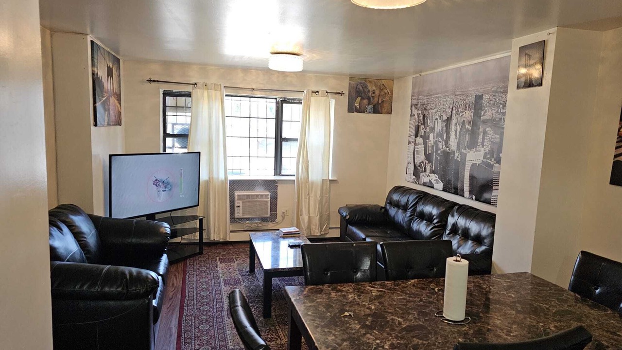 Photo of Livingroom in Bedford-Stuyvesant