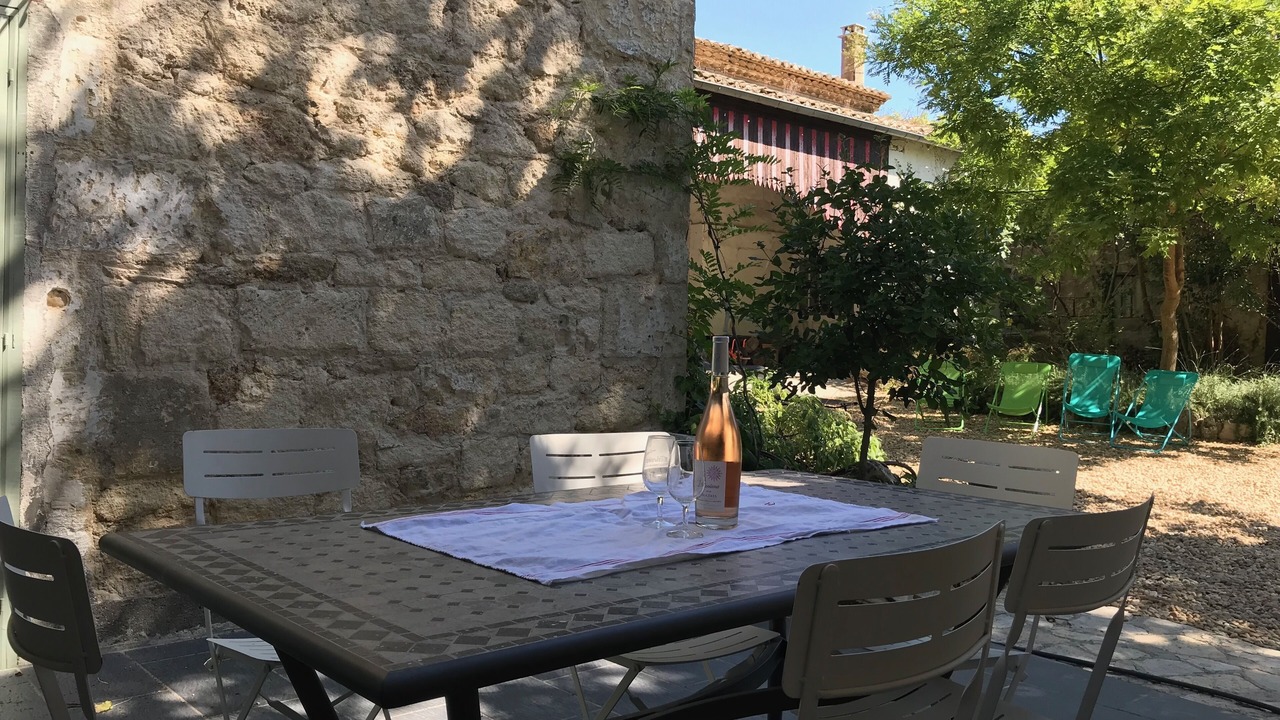 Photo of Outdoor in Junas