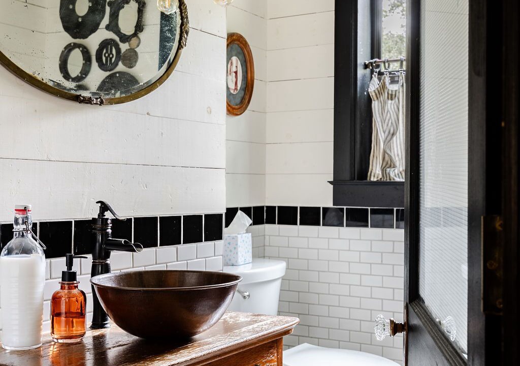 Photo of Bathroom in Wimberley