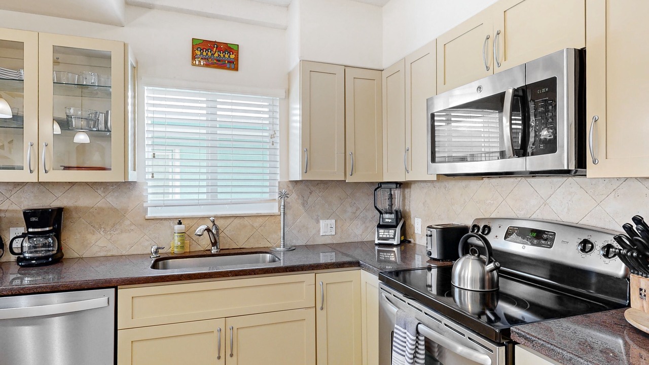 Photo of Kitchen in Key Colony Beach