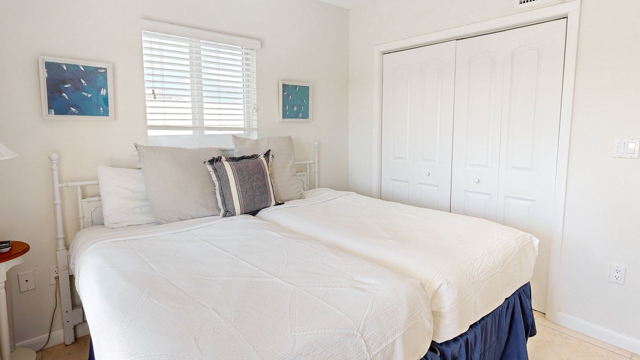 Photo of Bedroom in Key Colony Beach
